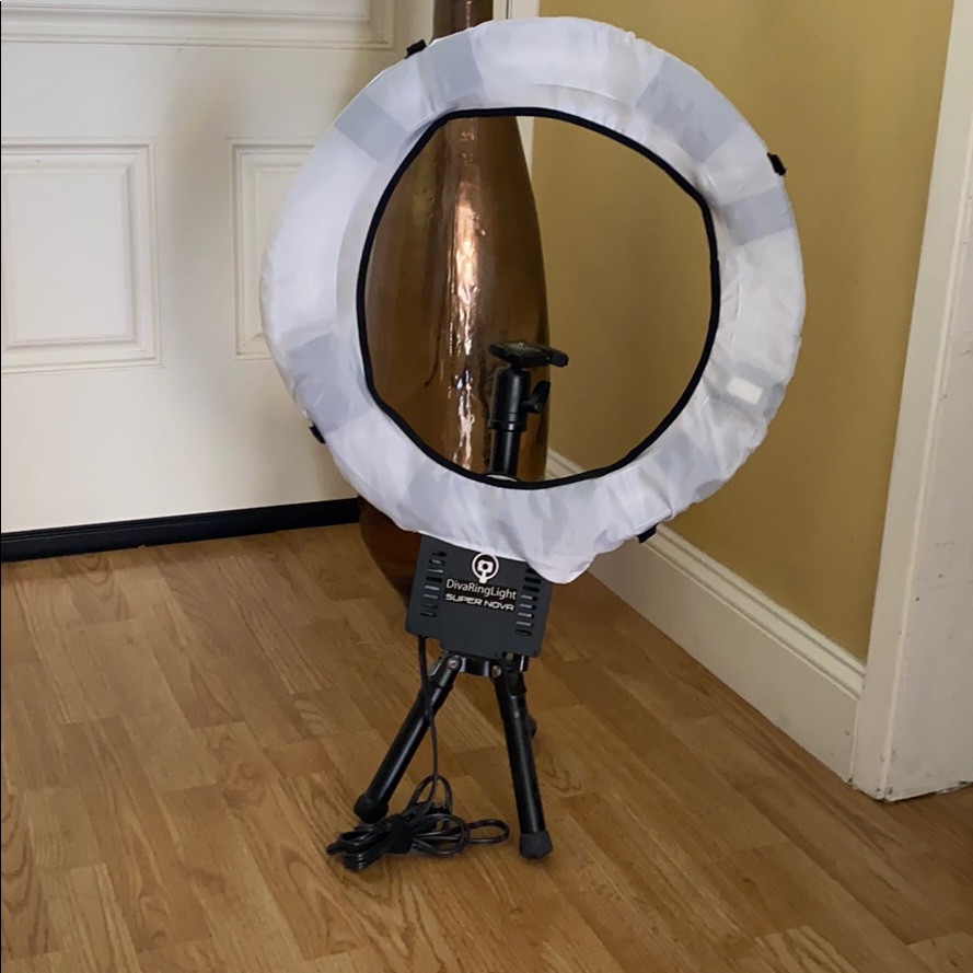 Diva Ring Light